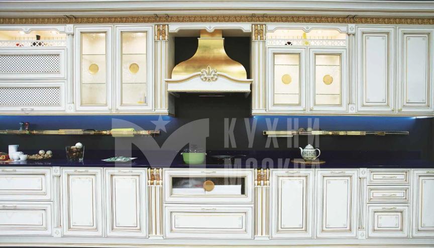 кухня золотая лукреция в стиле прованс с фасадами из италии